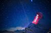 El Matterhorn se ilumina para recordarnos que debemos luchar unidos al COVID-19