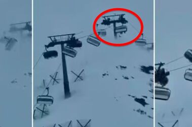 Ráfagas de viento provocan pánico en telesilla con esquiadores