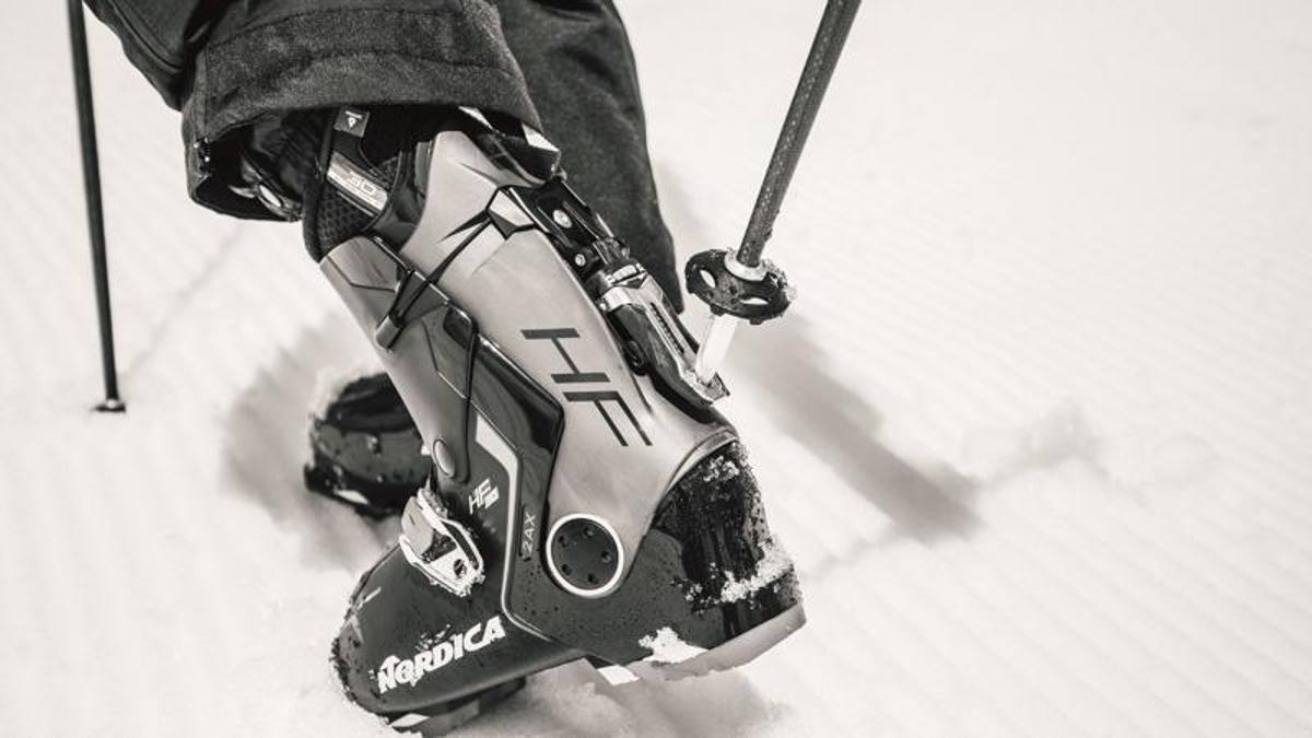 Nordica HF: la primera bota de esquí que te pondrás sin agacharte ni usar  las manos