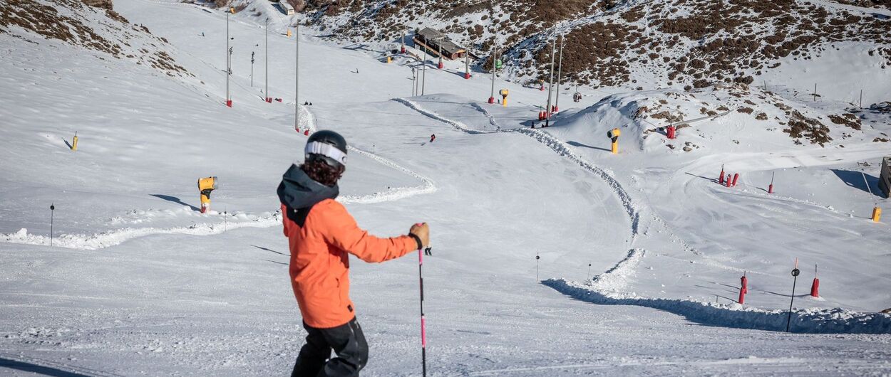 Sierra Nevada busca albañil que sepa esquiar