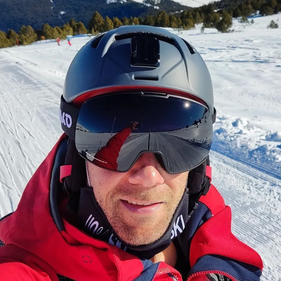 La mejor máscara para esquiar en todas las condiciones - 110% SKI -  Nevasport.com