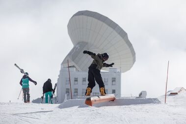 Sierra Nevada mantiene viva la alta competición de esquí y snowboard en España