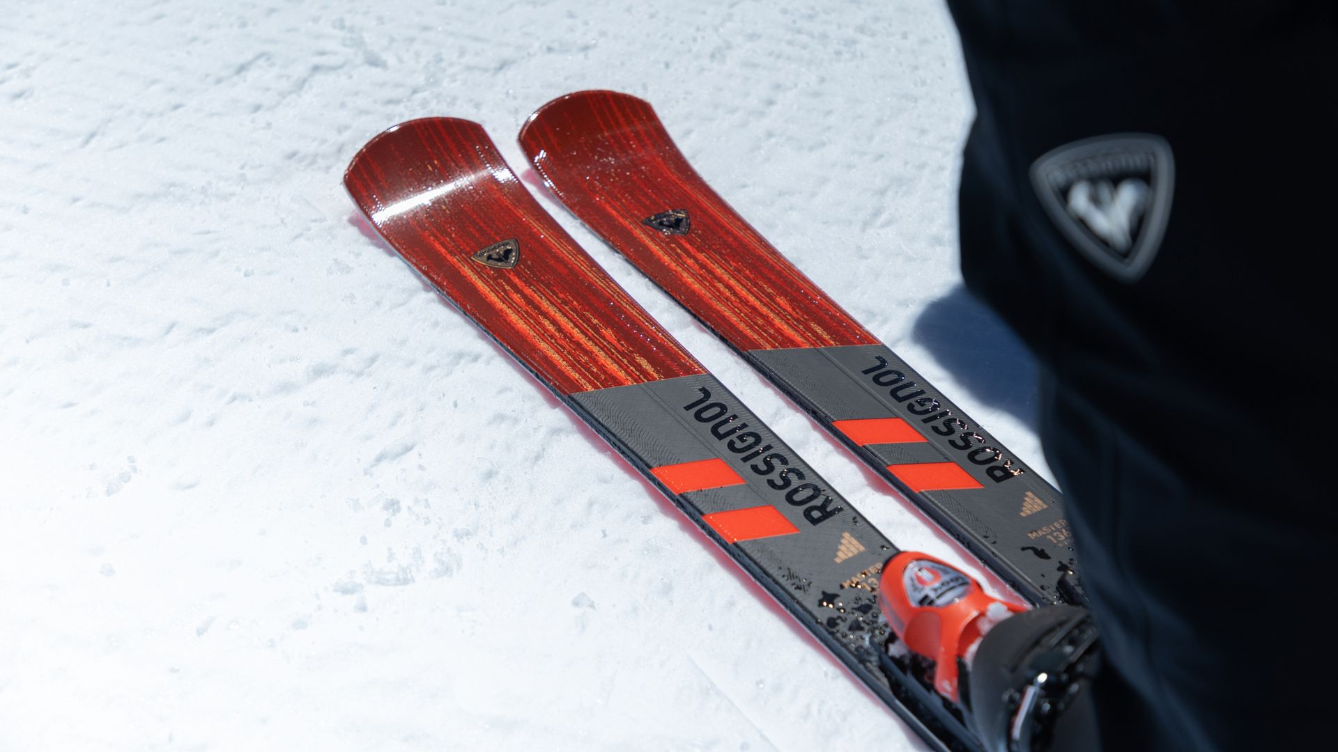 Rossignol presenta los nuevos esquís Forza que llevan el carving a un nuevo  nivel - Material - Nevasport.com