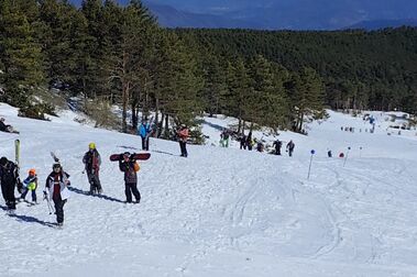 La estación de esquí de Manzaneda se cae a pedazos por una gestíón incompetente