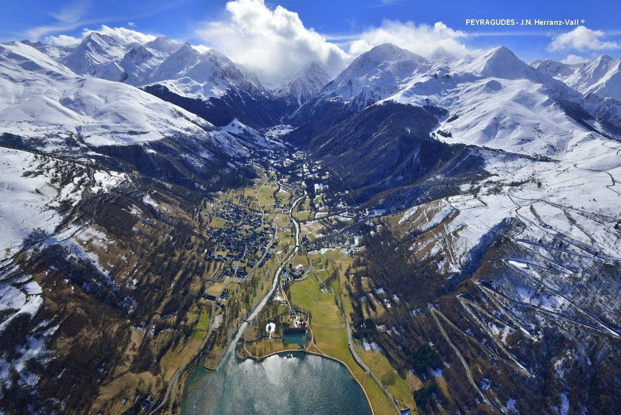 Imagen aerea de la Val de Louron