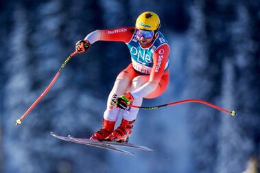 Niels Hintermann gana el Descenso de Copa del Mundo de esquí en Kvitfjell