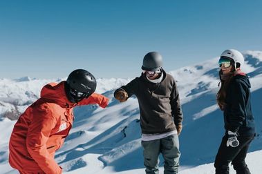 Las estaciones de esquí de Nueva Zelanda sopesan abrir solo fines de semana y festivos