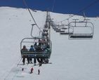 Evacuan varios esquiadores de un telesilla en Catedral Alta Patagonia