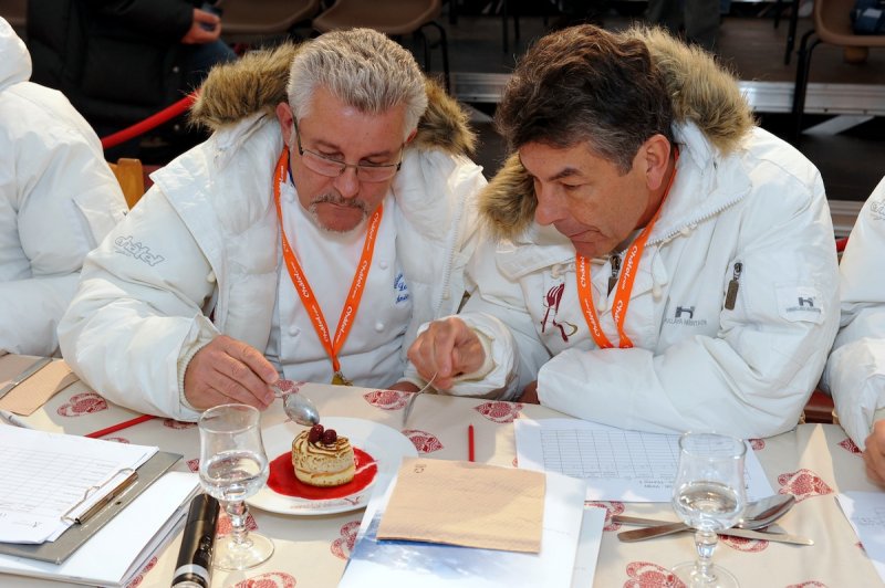 A l'esquerra Claude Legras, 2 estrelles Michelin a la dreta Régis Marcon, 3 estrelles Michelin - Crèdit: Studio Yvon - Châtel