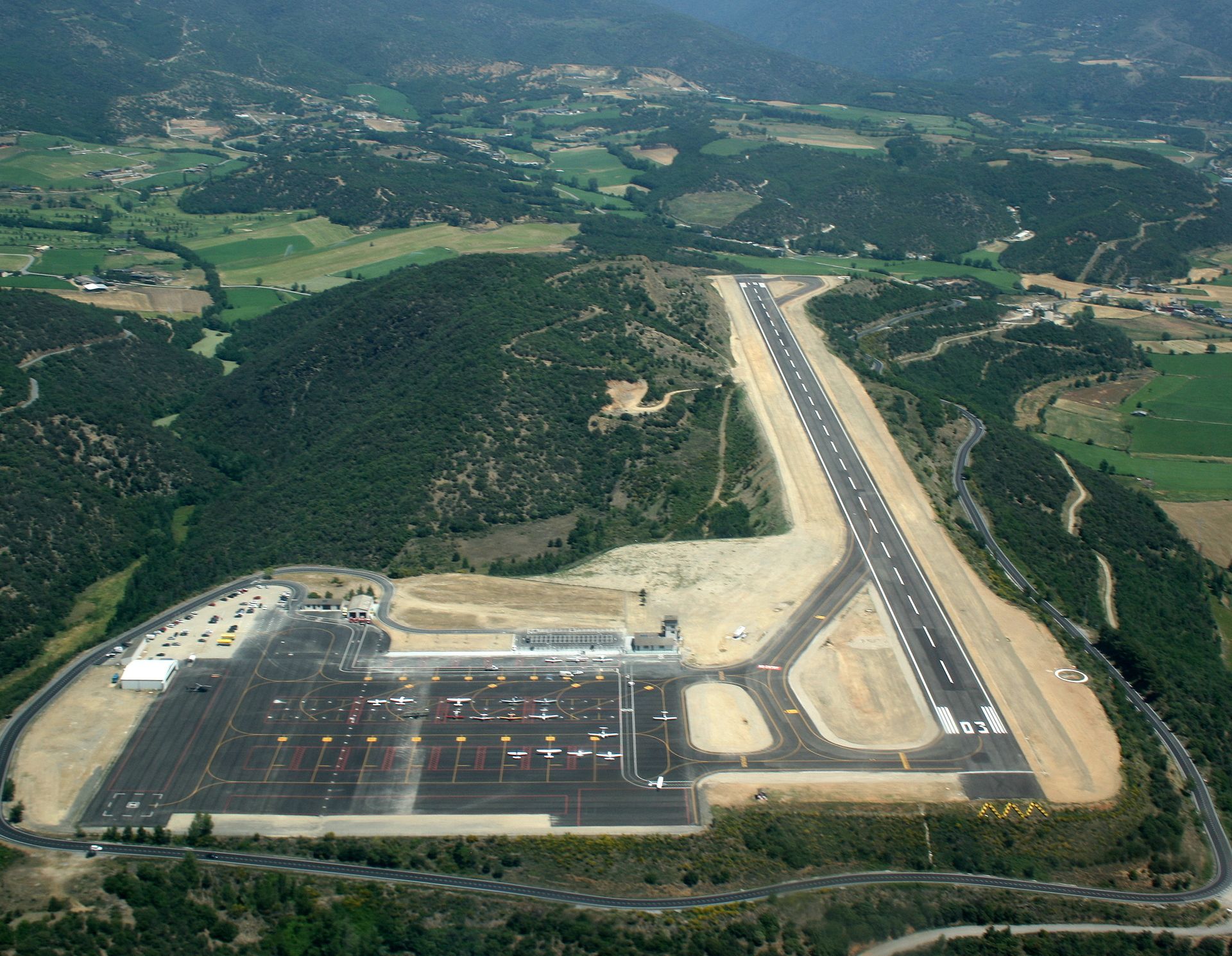 Aeropuerto de la Seu d'Urgell vista desde el aire