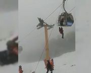 Rescataron a seis personas de una telecabina en Cerro Bayo