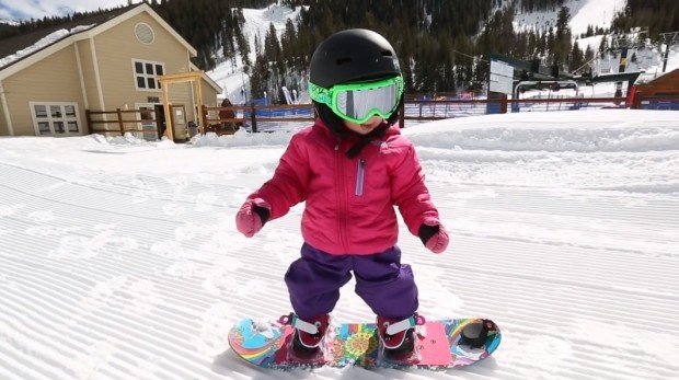 17 meses y haciendo Snowboard! - Ski the East - Nevasport.com