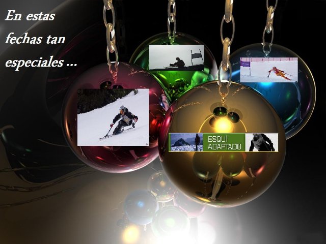 Fotografía de unas bolas de árbol de navidad con el escrito en estas fechas tan especiales y con fotografías de esquiadores discapacitados además del logotipo del blog esquí adaptado