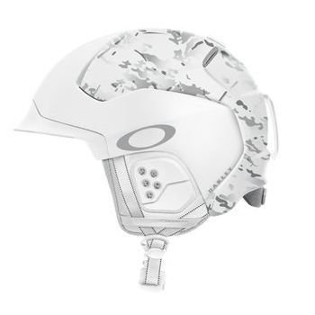 Oakley lanza su primer casco para deportes de nieve - Material -  Nevasport.com
