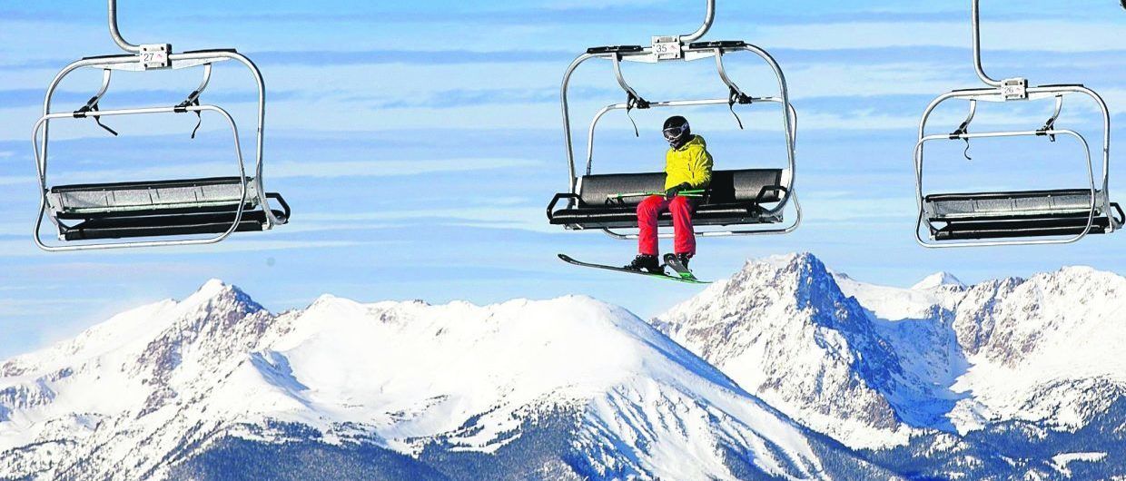 A-Basin vuelve a abrir para el esquí aunque con aforo limitado y sin "Tailgate"