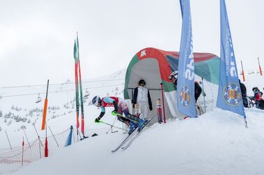 Albert Ortega y Blanca Bagaria, campeones de España de esquí en Slalom Gigante