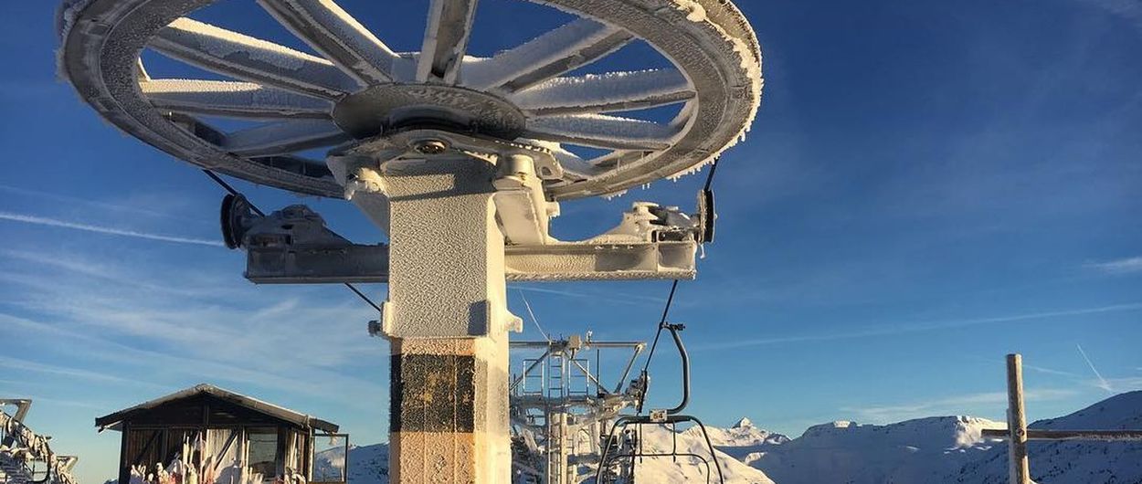 La DGA negocia un acuerdo para la apertura de la estación de esquí de Candanchú