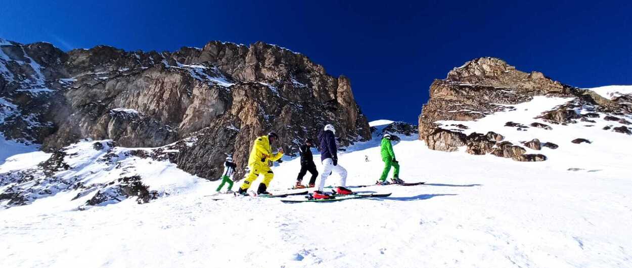 Consejos para que tus amigos vuelvan a esquiar contigo
