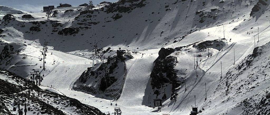 Fallece un snowboarder en la estación de esquí de Sierra Nevada