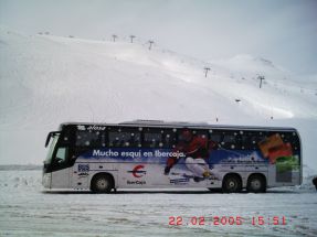 Bus Blanco Aragón